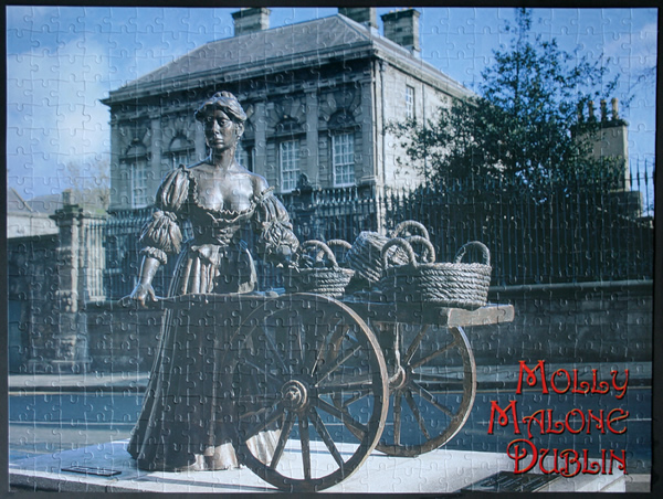 Molly Malone, Dublin, med