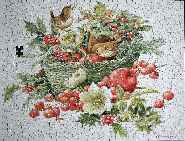 Christmas bird evergreen basket, med