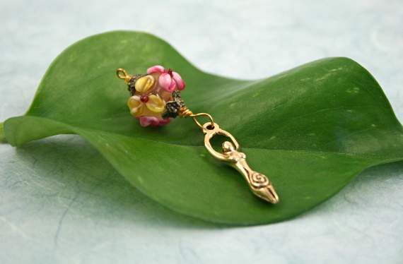 Blessingway bead faery garden goddess on leaf, med