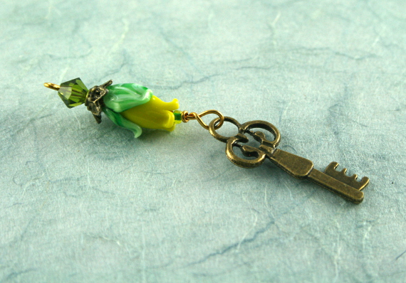 Blessingway bead - Gentle tulip key, md
