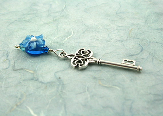 Blessingway bead - Blue flower heart key, blue, md