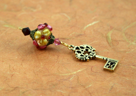 Blessingway bead - Meadow flower golden key, earth, md
